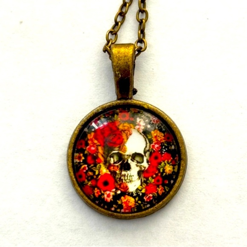 18mm Skull Pendant Necklace, Handmade, NWT, Unworn